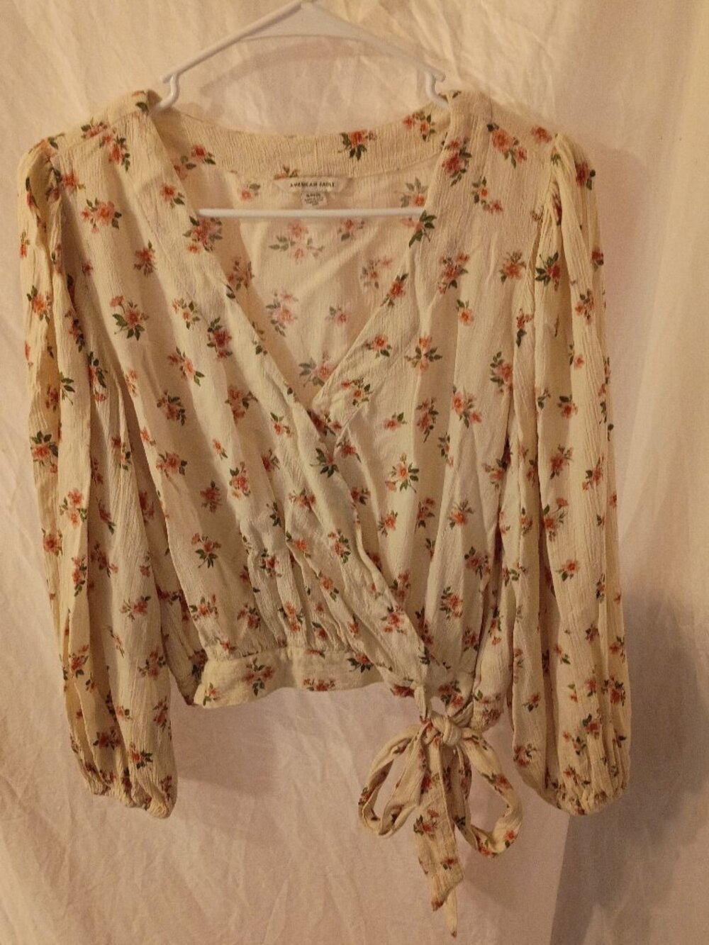 Women's Small American Eagle Floral Wrap Balloon Sleeve Top